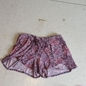 Kristin Nicole paisley pattern shorts